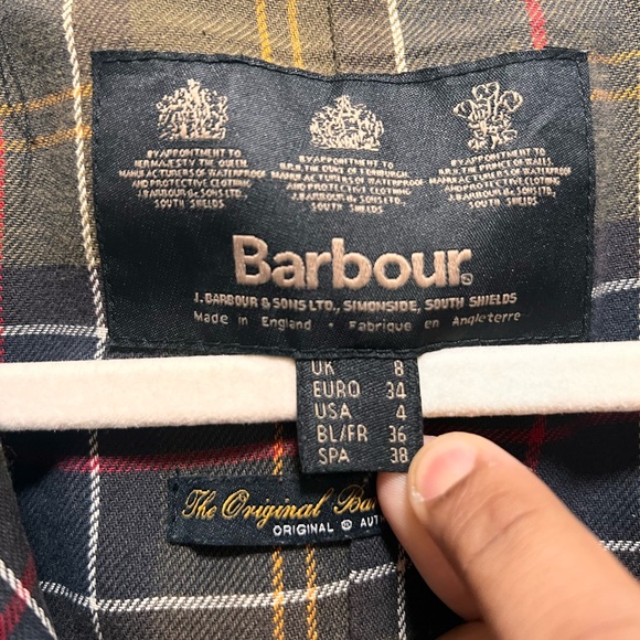 Barbour Olive Waxed Jacket - Picture 5 of 5